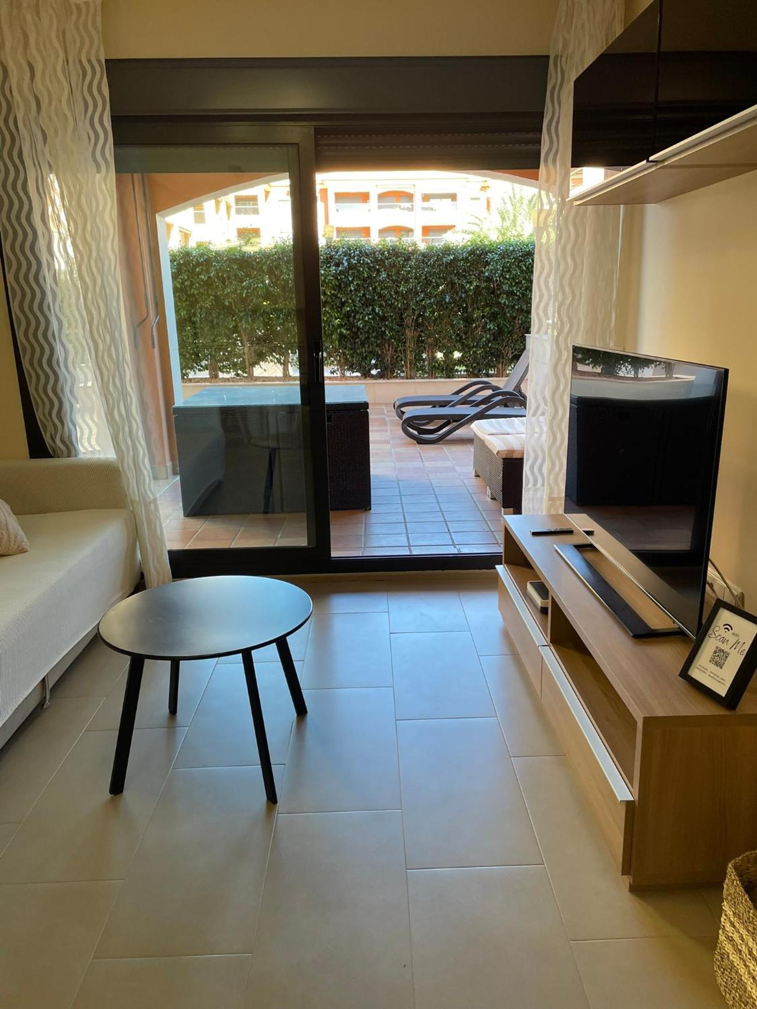 Apartamento Hogar Brisa De Marinas Acogedor Con Amplia Terraza Y Acceso Directo A Piscinas-comfortable With Spacious Terrace And Direct Pool Access