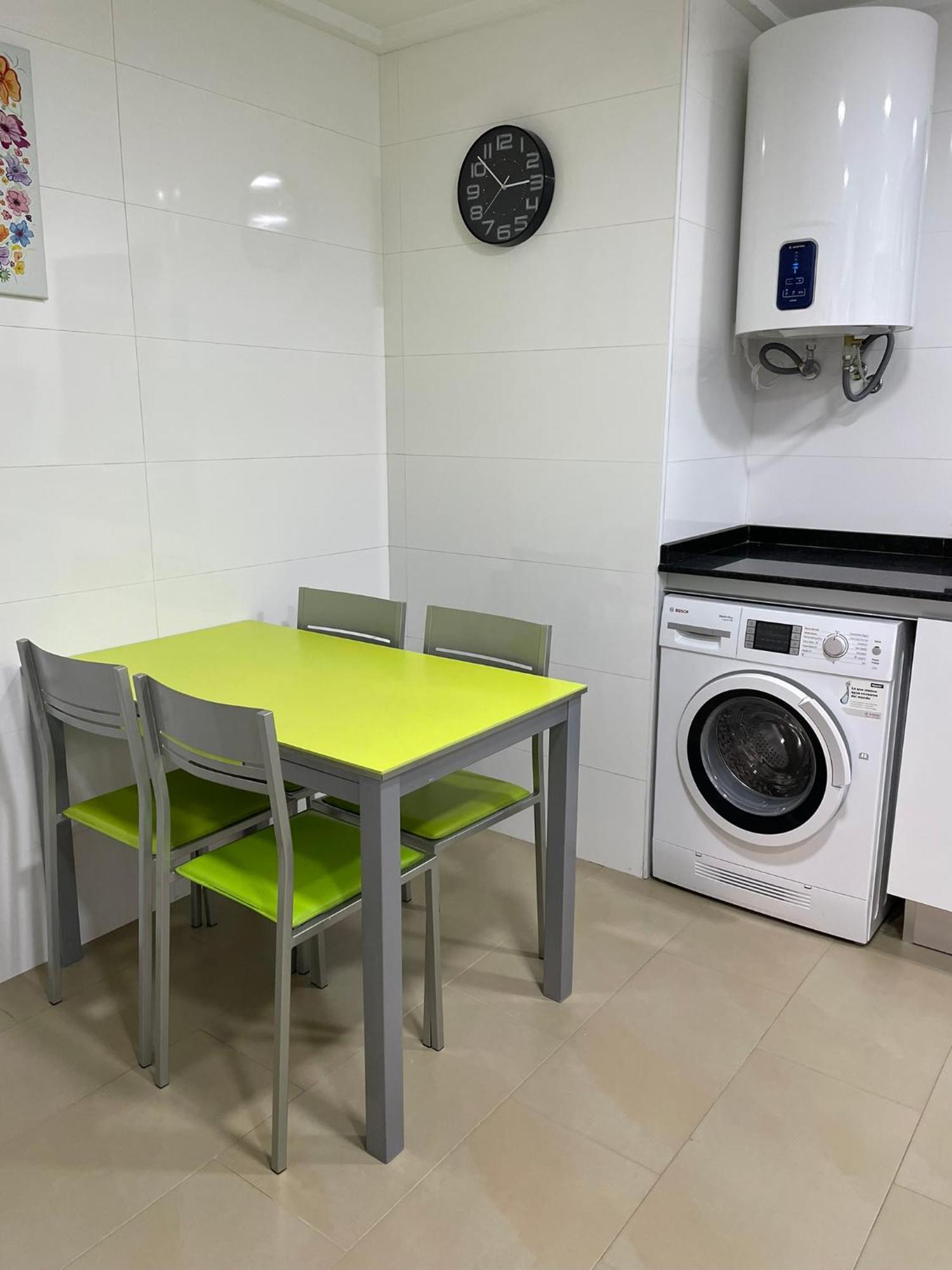Hogar Brisa De Marinas Acogedor Con Amplia Terraza Y Acceso Directo A Piscinas-comfortable With Spacious Terrace And Direct Pool Access Apartamento *