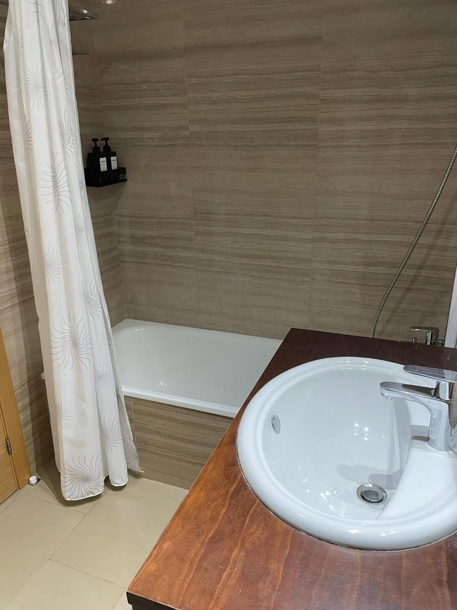 Apartamento Hogar Brisa De Marinas Acogedor Con Amplia Terraza Y Acceso Directo A Piscinas-comfortable With Spacious Terrace And Direct Pool Access Dénia