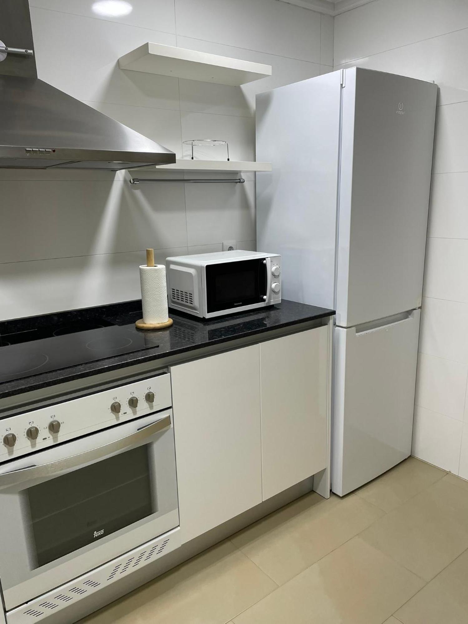 Apartamento Hogar Brisa De Marinas Acogedor Con Amplia Terraza Y Acceso Directo A Piscinas-comfortable With Spacious Terrace And Direct Pool Access Dénia